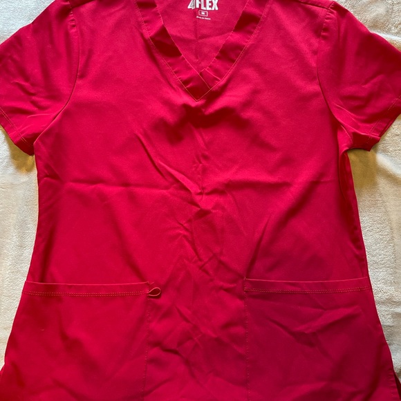 Scrub Set - Picture 2 of 2